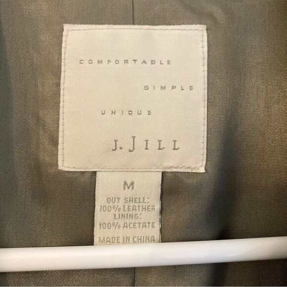J. Jill Women’s 100% leather moss green coat/jacket. GUC! Size medium! - Picture 7 of 8